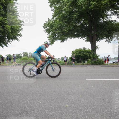 15.06.2025 - 7 Türme Triathlon Yannick Fuchs http://msf.ph/oto/7996758 15.06.2025 13:48:00 Radfahren 482, 737, 825, 876, 1178 meine-sportfotos.de