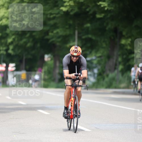 15.06.2025 - 7 Türme Triathlon Yannick Fuchs http://msf.ph/oto/7996825 15.06.2025 12:16:32 Radfahren 247, 551, 561 meine-sportfotos.de