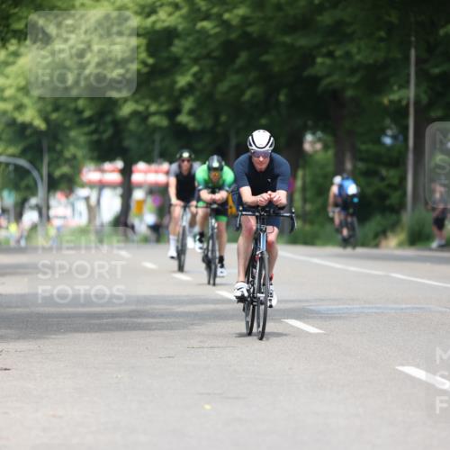 15.06.2025 - 7 Türme Triathlon Yannick Fuchs http://msf.ph/oto/7996861 15.06.2025 12:16:39 Radfahren 204, 278, 406, 551 meine-sportfotos.de