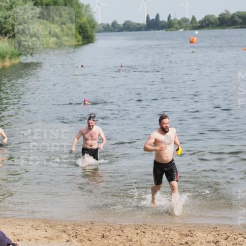 21.06.2025 - 27. Vierlanden-Triathlon MichiJ http://msf.ph/oto/7996892 15.06.2026 09:58:06 Schwimmen 289, 321 meine-sportfotos.de