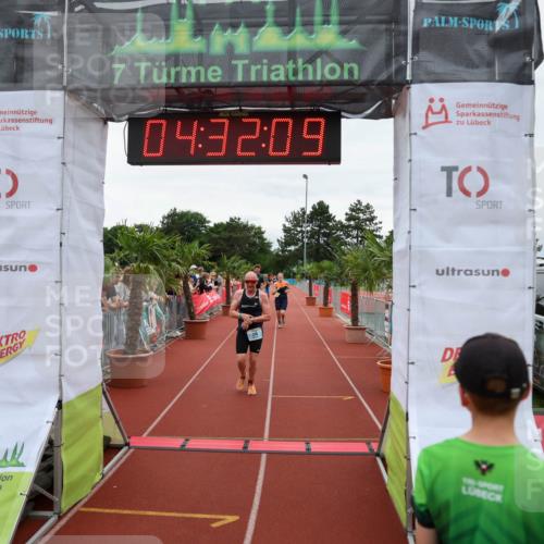 15.06.2025 - 7 Türme Triathlon Michael Strokosch http://msf.ph/oto/7996921 15.06.2025 14:32:09 Ziel 376, 492, 914, 967 meine-sportfotos.de