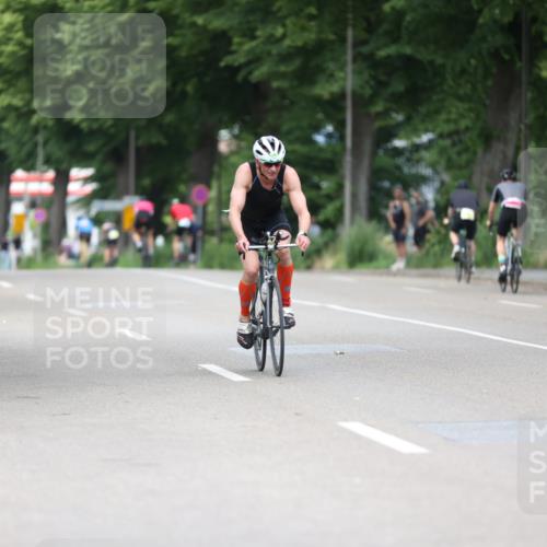 15.06.2025 - 7 Türme Triathlon Yannick Fuchs http://msf.ph/oto/7996943 15.06.2025 13:12:16 Radfahren 359, 555, 593, 1178 meine-sportfotos.de