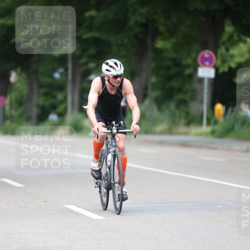 15.06.2025 - 7 Türme Triathlon Yannick Fuchs http://msf.ph/oto/7996988 15.06.2025 13:12:17 Radfahren 359, 555, 593, 1178 meine-sportfotos.de
