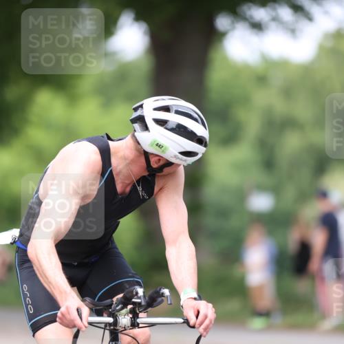 15.06.2025 - 7 Türme Triathlon Yannick Fuchs http://msf.ph/oto/7997030 15.06.2025 13:12:18 Radfahren 359, 555, 593, 1178 meine-sportfotos.de