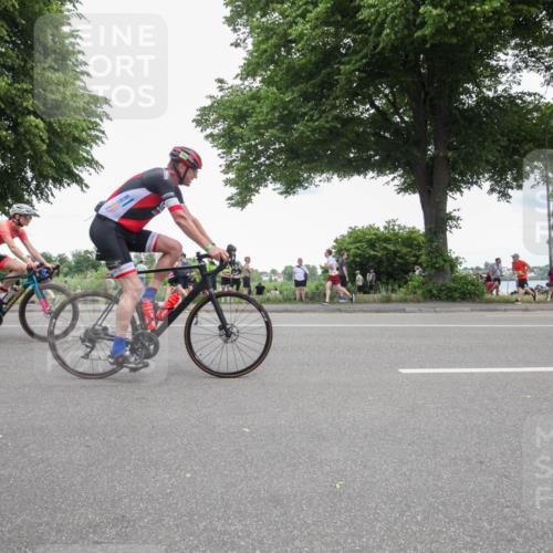 15.06.2025 - 7 Türme Triathlon Yannick Fuchs http://msf.ph/oto/7997065 15.06.2025 13:48:55 Radfahren 212, 230, 428, 761, 796, 806, 1092, 1110 meine-sportfotos.de