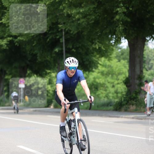 15.06.2025 - 7 Türme Triathlon Yannick Fuchs http://msf.ph/oto/7997094 15.06.2025 12:16:54 Radfahren 443, 605, 605 meine-sportfotos.de