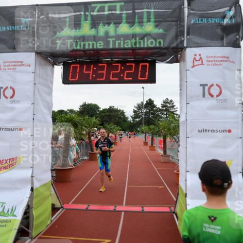 15.06.2025 - 7 Türme Triathlon Michael Strokosch http://msf.ph/oto/7997111 15.06.2025 14:32:19 Ziel 492, 500, 567, 914 meine-sportfotos.de