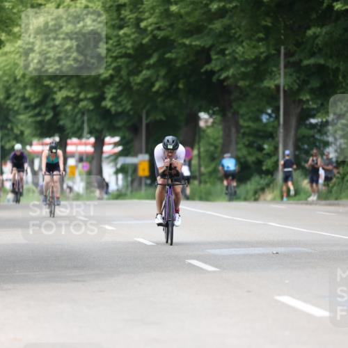 15.06.2025 - 7 Türme Triathlon Yannick Fuchs http://msf.ph/oto/7997118 15.06.2025 13:12:38 Radfahren 529, 571, 581, 660, 751, 782, 1056, 1129, 1137, 1138 meine-sportfotos.de