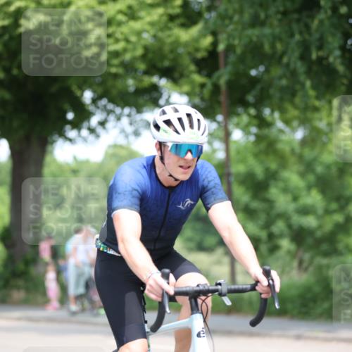 15.06.2025 - 7 Türme Triathlon Yannick Fuchs http://msf.ph/oto/7997137 15.06.2025 12:16:55 Radfahren 443, 599, 605, 605 meine-sportfotos.de