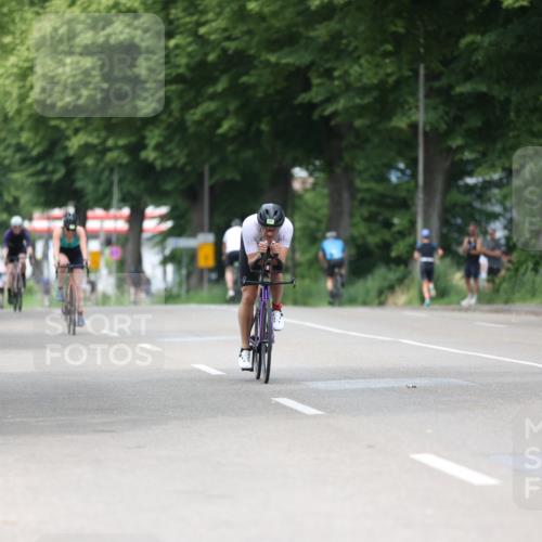 15.06.2025 - 7 Türme Triathlon Yannick Fuchs http://msf.ph/oto/7997142 15.06.2025 13:12:38 Radfahren 529, 571, 581, 660, 751, 782, 1056, 1129, 1137, 1138 meine-sportfotos.de