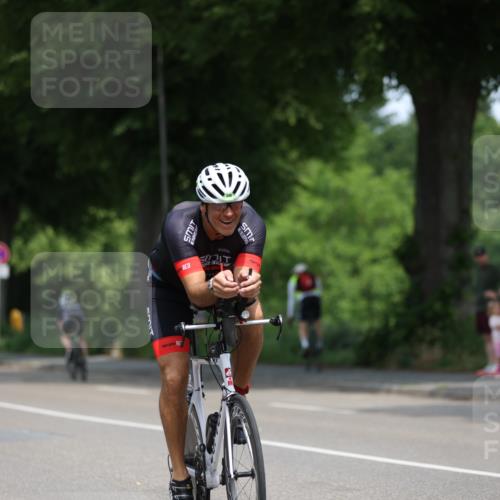 15.06.2025 - 7 Türme Triathlon Yannick Fuchs http://msf.ph/oto/7997191 15.06.2025 12:17:11 Radfahren 395, 501 meine-sportfotos.de
