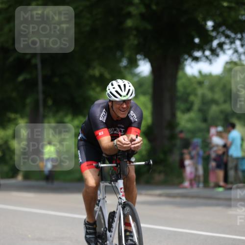 15.06.2025 - 7 Türme Triathlon Yannick Fuchs http://msf.ph/oto/7997204 15.06.2025 12:17:12 Radfahren 395, 501, 633 meine-sportfotos.de
