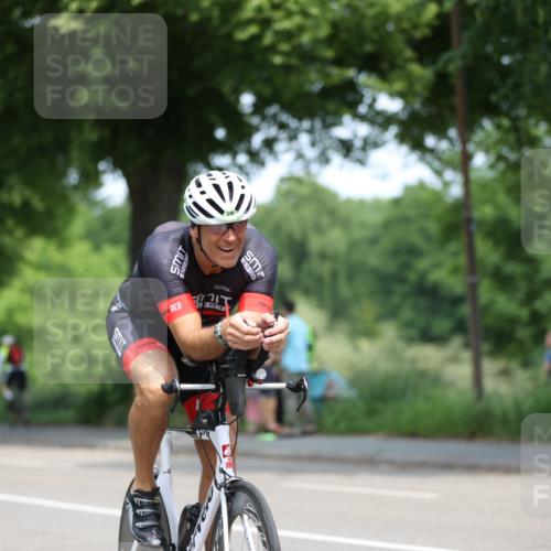 15.06.2025 - 7 Türme Triathlon Yannick Fuchs http://msf.ph/oto/7997218 15.06.2025 12:17:12 Radfahren 395, 501, 633 meine-sportfotos.de