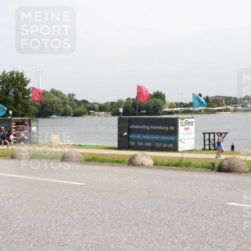 15.06.2025 - 27. Vierlanden-Triathlon H.Heesch http://msf.ph/oto/7997224 15.06.2025 11:32:05 Radfahren 144, 959 meine-sportfotos.de