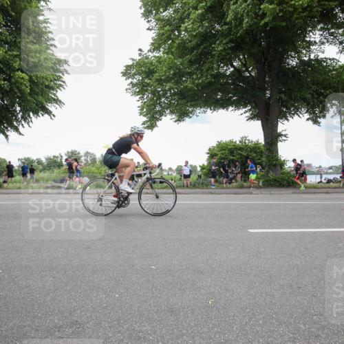 15.06.2025 - 7 Türme Triathlon Yannick Fuchs http://msf.ph/oto/7997292 15.06.2025 13:49:39 Radfahren 514, 781, 1051, 1089 meine-sportfotos.de