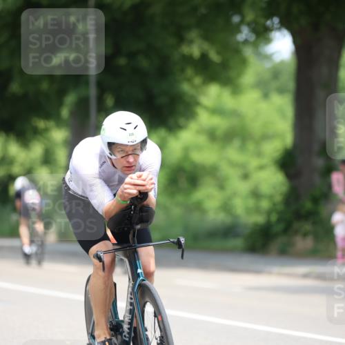 15.06.2025 - 7 Türme Triathlon Yannick Fuchs http://msf.ph/oto/7997295 15.06.2025 12:17:54 Radfahren 202, 256, 262, 325 meine-sportfotos.de