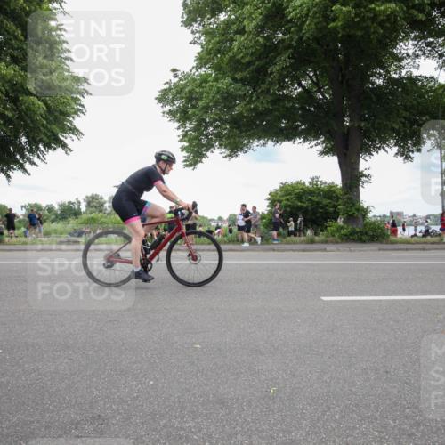 15.06.2025 - 7 Türme Triathlon Yannick Fuchs http://msf.ph/oto/7997392 15.06.2025 13:50:12 Radfahren 764, 894, 960, 1009, 1099, 1119 meine-sportfotos.de