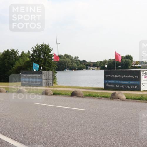 15.06.2025 - 27. Vierlanden-Triathlon H.Heesch http://msf.ph/oto/7997447 15.06.2025 09:37:17 Radfahren 158 meine-sportfotos.de