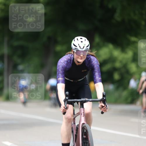 15.06.2025 - 7 Türme Triathlon Yannick Fuchs http://msf.ph/oto/7997469 15.06.2025 13:12:45 Radfahren 363, 581, 660, 1129 meine-sportfotos.de