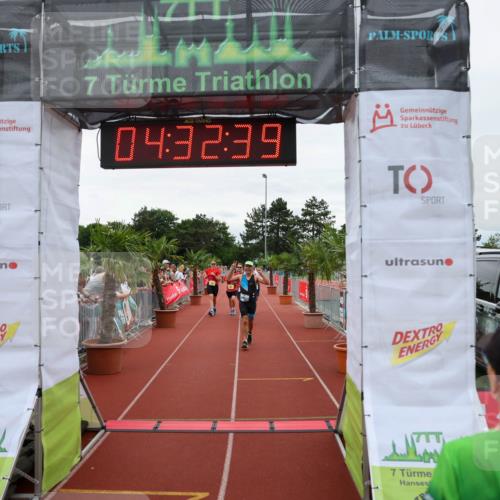 15.06.2025 - 7 Türme Triathlon Michael Strokosch http://msf.ph/oto/7997502 15.06.2025 14:32:39 Ziel 286, 402, 488, 495, 499, 517, 533, 863, 871, 1035, 1112 meine-sportfotos.de