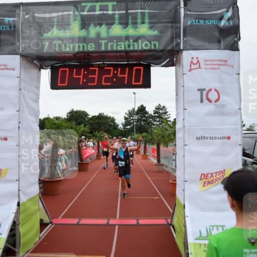 15.06.2025 - 7 Türme Triathlon Michael Strokosch http://msf.ph/oto/7997542 15.06.2025 14:32:40 Ziel 286, 402, 488, 495, 499, 517, 863, 871, 1035, 1112 meine-sportfotos.de