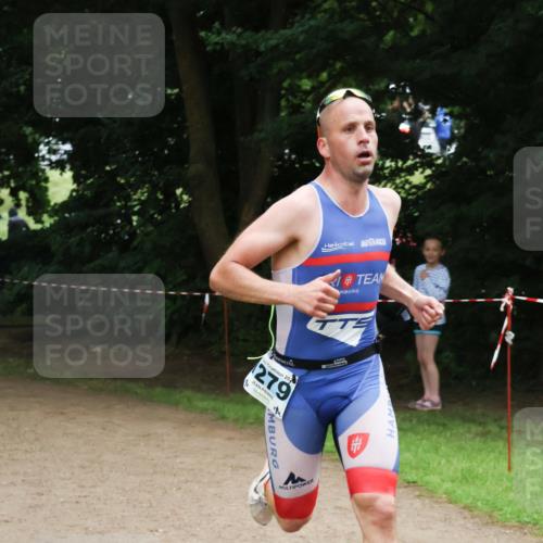 21.06.2025 - 27. Vierlanden-Triathlon Lena Gebhardt http://msf.ph/oto/7997582 15.06.2025 13:55:25 Laufen 202, 279 meine-sportfotos.de