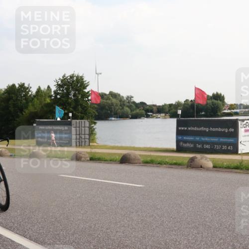 15.06.2025 - 27. Vierlanden-Triathlon H.Heesch http://msf.ph/oto/7997606 15.06.2025 09:38:40 Radfahren 4, 123, 124, 235 meine-sportfotos.de