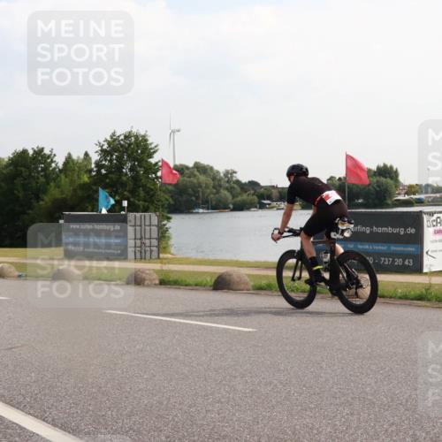 15.06.2025 - 27. Vierlanden-Triathlon H.Heesch http://msf.ph/oto/7997700 15.06.2025 09:39:40 Radfahren 48, 87 meine-sportfotos.de