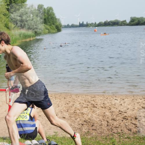21.06.2025 - 27. Vierlanden-Triathlon MichiJ http://msf.ph/oto/7997707 15.06.2026 09:58:45 Schwimmen 269 meine-sportfotos.de