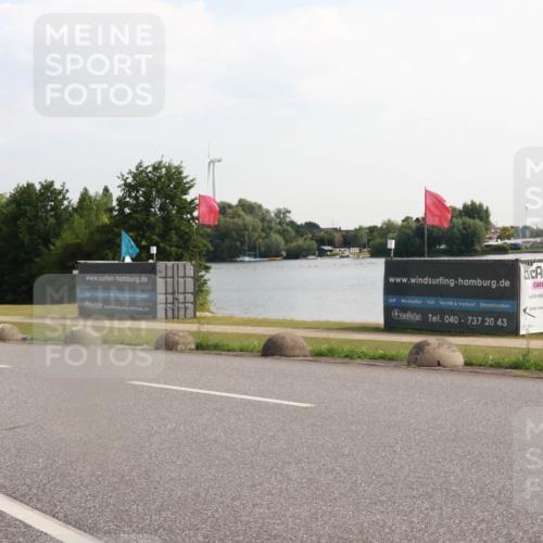 15.06.2025 - 27. Vierlanden-Triathlon H.Heesch http://msf.ph/oto/7997737 15.06.2025 09:39:50 Radfahren 236 meine-sportfotos.de