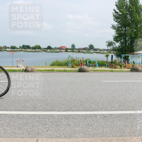 21.06.2025 - 27. Vierlanden-Triathlon H.Heesch http://msf.ph/oto/7997826 15.06.2025 12:26:58 Radfahren 769, 982 meine-sportfotos.de