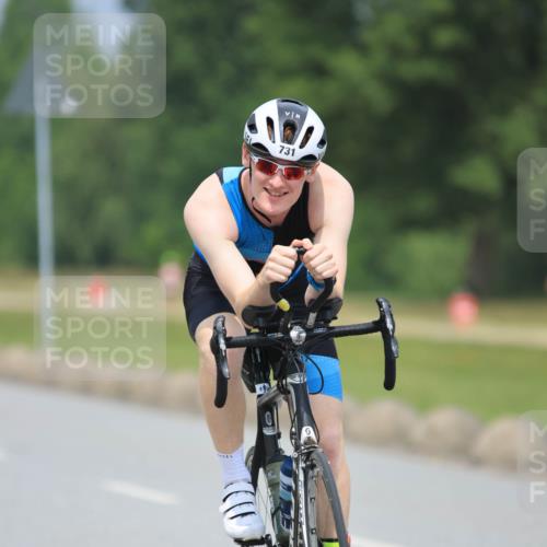21.06.2025 - 27. Vierlanden-Triathlon H.Heesch http://msf.ph/oto/7997845 15.06.2025 12:26:08 Radfahren 731, 846 meine-sportfotos.de