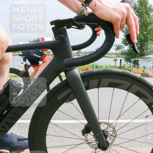 21.06.2025 - 27. Vierlanden-Triathlon H.Heesch http://msf.ph/oto/7997847 15.06.2025 12:27:01 Radfahren 769, 982 meine-sportfotos.de