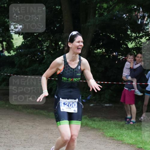 21.06.2025 - 27. Vierlanden-Triathlon Lena Gebhardt http://msf.ph/oto/7997867 15.06.2025 13:55:44 Laufen 202, 1200 meine-sportfotos.de