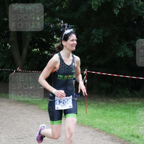 21.06.2025 - 27. Vierlanden-Triathlon Lena Gebhardt http://msf.ph/oto/7997894 15.06.2025 13:55:44 Laufen 202, 1200 meine-sportfotos.de
