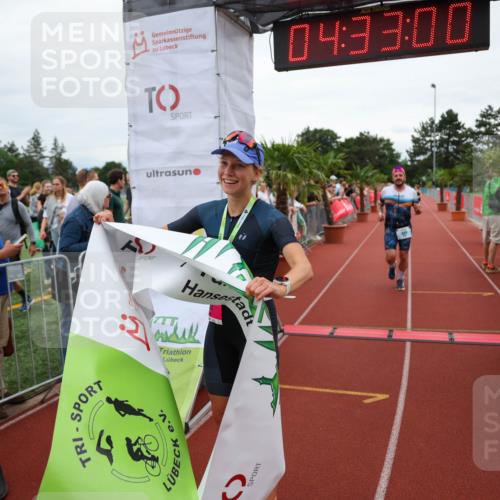 15.06.2025 - 7 Türme Triathlon Michael Strokosch http://msf.ph/oto/7997952 15.06.2025 14:33:00 Ziel 527, 654 meine-sportfotos.de