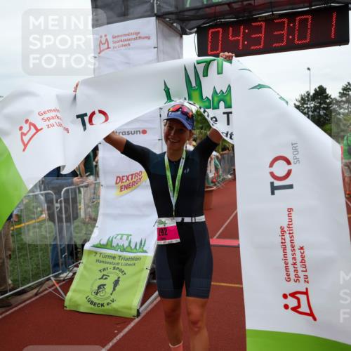 15.06.2025 - 7 Türme Triathlon Michael Strokosch http://msf.ph/oto/7997960 15.06.2025 14:33:01 Ziel 527, 654 meine-sportfotos.de