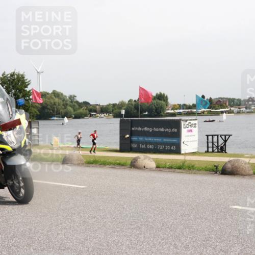 15.06.2025 - 27. Vierlanden-Triathlon H.Heesch http://msf.ph/oto/7997963 15.06.2025 11:34:41 Radfahren 740, 775, 935 meine-sportfotos.de