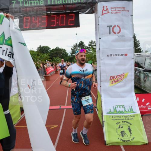 15.06.2025 - 7 Türme Triathlon Michael Strokosch http://msf.ph/oto/7997981 15.06.2025 14:33:02 Ziel 197, 527, 654, 1086, 1094 meine-sportfotos.de