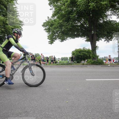 15.06.2025 - 7 Türme Triathlon Yannick Fuchs http://msf.ph/oto/7998129 15.06.2025 13:54:15 Radfahren 533, 1015, 1173 meine-sportfotos.de