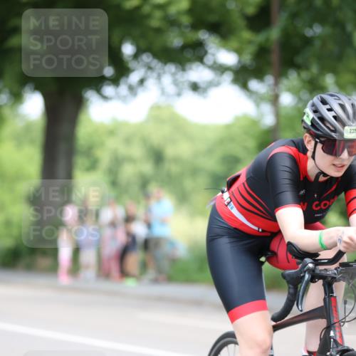 15.06.2025 - 7 Türme Triathlon Yannick Fuchs http://msf.ph/oto/7998133 15.06.2025 12:19:11 Radfahren 232, 241, 325, 655 meine-sportfotos.de