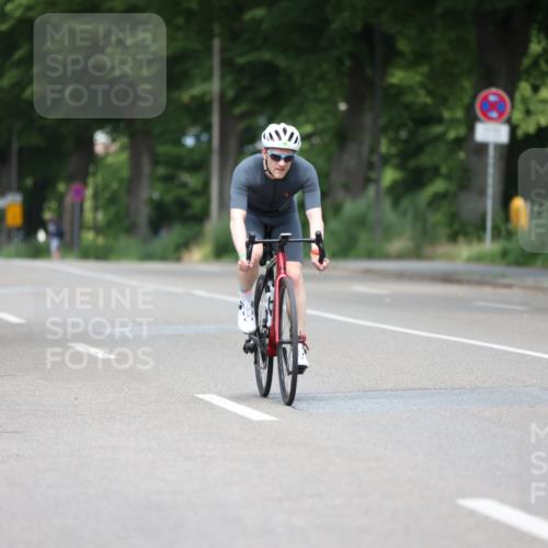 15.06.2025 - 7 Türme Triathlon Yannick Fuchs http://msf.ph/oto/7998188 15.06.2025 12:19:14 Radfahren 232, 241, 325, 655 meine-sportfotos.de