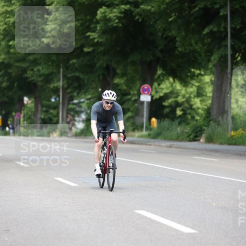 15.06.2025 - 7 Türme Triathlon Yannick Fuchs http://msf.ph/oto/7998227 15.06.2025 12:19:15 Radfahren 232, 241, 325, 655 meine-sportfotos.de