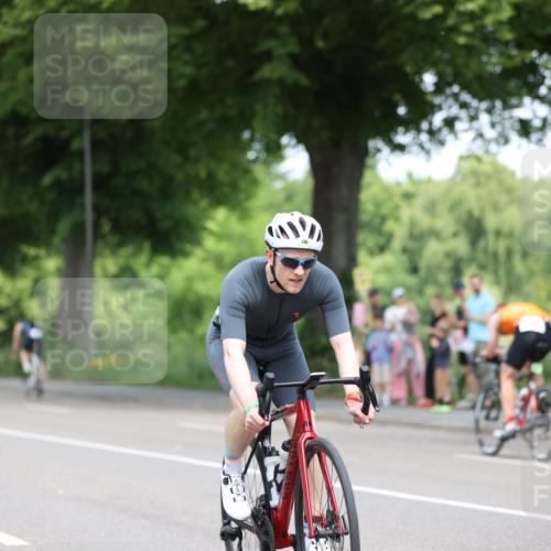 15.06.2025 - 7 Türme Triathlon Yannick Fuchs http://msf.ph/oto/7998280 15.06.2025 12:19:16 Radfahren 241, 325 meine-sportfotos.de