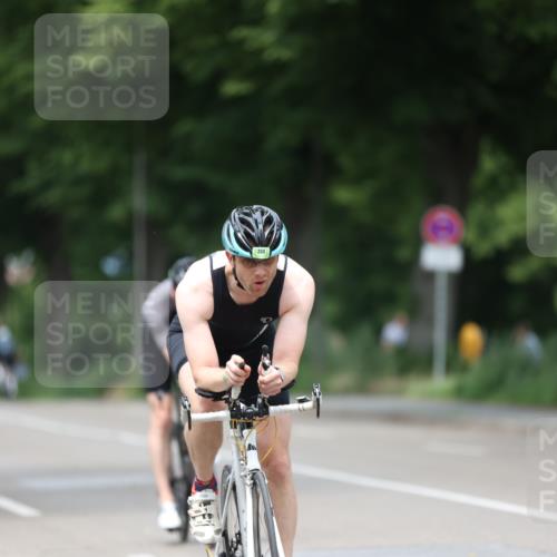 15.06.2025 - 7 Türme Triathlon Yannick Fuchs http://msf.ph/oto/7998325 15.06.2025 13:13:11 Radfahren 233, 243, 276, 370, 414, 496, 517, 711, 812, 1041 meine-sportfotos.de