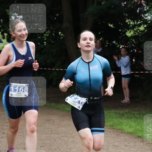 21.06.2025 - 27. Vierlanden-Triathlon Lena Gebhardt http://msf.ph/oto/7998355 15.06.2025 13:56:36 Laufen 202, 1168, 202, 226 meine-sportfotos.de