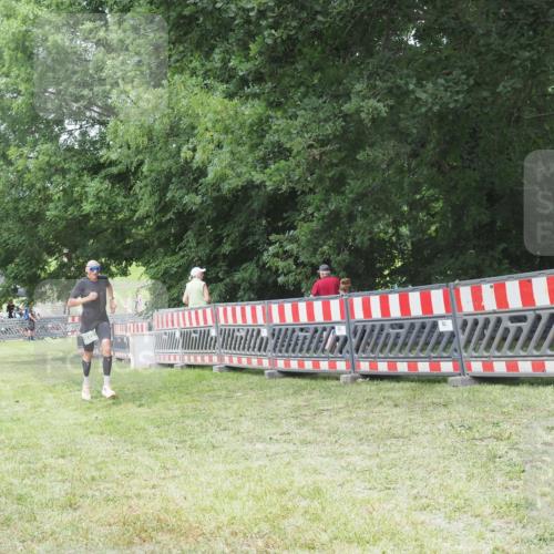 21.06.2025 - 27. Vierlanden-Triathlon KatJ http://msf.ph/oto/7998382 15.06.2025 12:52:57 Ziel 822 meine-sportfotos.de