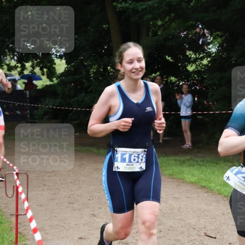 21.06.2025 - 27. Vierlanden-Triathlon Lena Gebhardt http://msf.ph/oto/7998386 15.06.2025 13:56:36 Laufen 1168, 14 meine-sportfotos.de