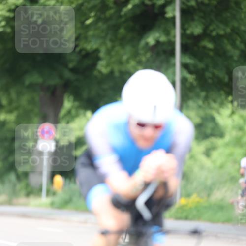 15.06.2025 - 7 Türme Triathlon Yannick Fuchs http://msf.ph/oto/7998425 15.06.2025 13:13:14 Radfahren 233, 243, 276, 304, 370, 381, 496, 517, 547, 711, 1041 meine-sportfotos.de