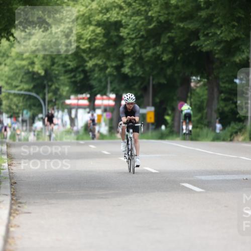 15.06.2025 - 7 Türme Triathlon Yannick Fuchs http://msf.ph/oto/7998584 15.06.2025 13:13:18 Radfahren 304, 307, 352, 381, 496, 517, 547, 711, 841, 854, 1041 meine-sportfotos.de